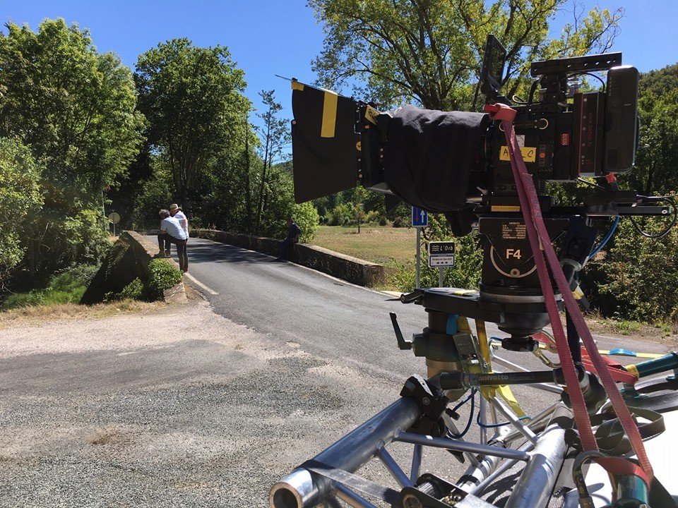 tournage documentaire fixation caméra sur camion